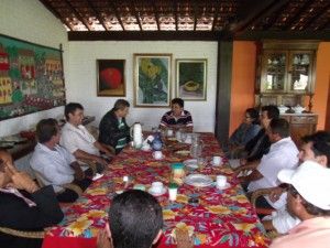 Mendonça Filho reune lideranças em café da manhã na fazenda