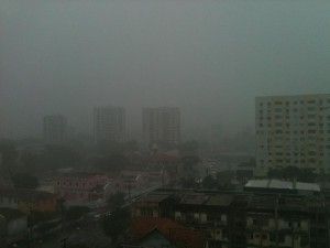 APAC divulga alerta de chuvas fortes na RMR