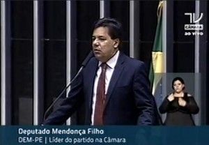 Dilma cuida da reeleição enquanto o País vive caos social e econômico, diz Mendonça Filho