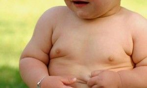 Crianças que tomam antibiótico antes de 2 anos correm maior risco de obesidade