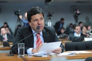 Mendonça Filho alerta que dados de sigilo bancário e enviados a CPMI da Petrobras estão incompletos