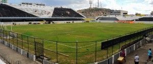 Central e Belo Jardim FC se enfrentam nesta quarta-feira (13), no Lacerdão em Caruaru