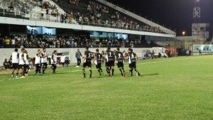 Central vence o Belo Jardim FC e assume liderança isolada do Grupo A do Pernambucano