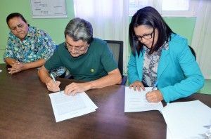 Prefeitura assina acordo de 29 milhões com professores