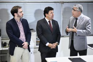 Ministro Mendonça Filho anuncia R$ 2,4 milhões para obras de ampliação na UFPE