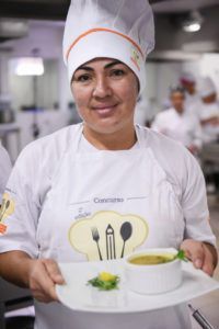 Merendeira pernambucana vence e representa o Nordeste no Concurso de Melhores Receitas da Alimentação Escolar do MEC
