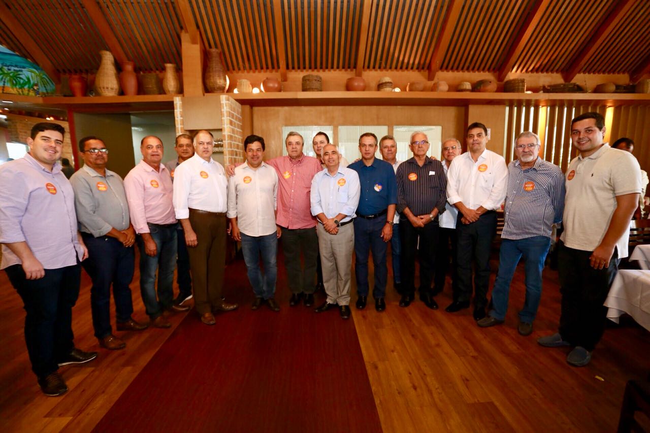 Mendonça recebeu oficialmente o apoio de mais 14 prefeitos