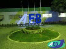 AEB negocia débitos da gestão anterior e estuda programas de bolsas e estágio
