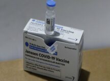 Janssen avalia possibilidade de aplicar dose extra de vacina contra covid-19
