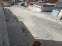 Morador pede limpeza de rua após conserto no pavimento no bairro do São Pedro