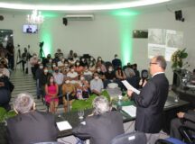 Em homenagem na Câmara Magno relembra força do grupo Mendonça em Belo Jardim
