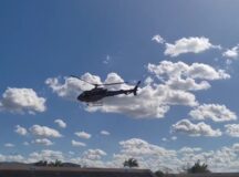Helicóptero se preparando para decolar no Mendonção em Belo Jardim, no Agreste de PE| Foto: Reprodução/Instagram