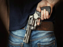 Dono de bar é preso com arma de fogo em Belo Jardim