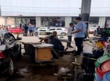 Mulher bate em frentista e bombas de gasolina em posto de Pesqueira — Foto: WhatsApp/Reprodução