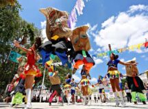 'Bloco Meninos de Lulu' abrem festividades do Carnaval de Pesqueira — Foto: Divulgação