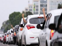 Regulamentação aplicativos: motoristas de Uber e 99 fazem protesto nacional contra projeto de regulamentação do governo federal