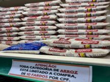 Compra de arroz é limitada em supermercados em Belo Jardim, após enchentes no RS | Foto: BJ1